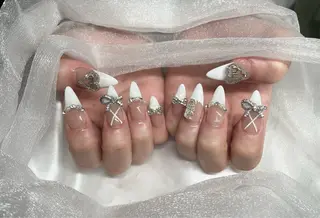 ネイル Roi〈ロワ〉 Minakoのネイルデザイン