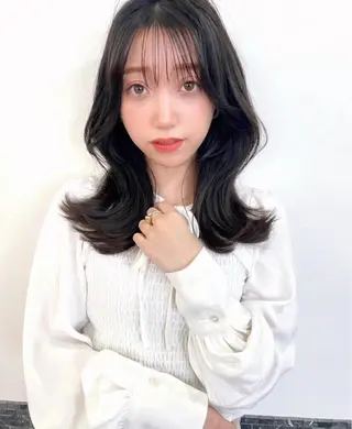 ロング カラー ヘアアレンジ レイヤーカット、 大人可愛い　中村美羅のヘアスタイル