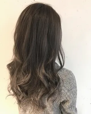 ミディアム ミルクティーベージュ 山本勝志のヘアスタイル