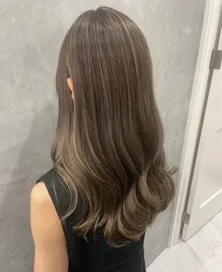 ロング 【カラー特化】 Cahoのヘアスタイル