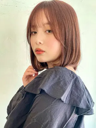 ミディアム 米澤 由衣のヘアスタイル