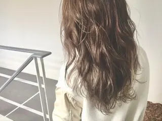 ロング the BRIDGE hair salonのヘアスタイル