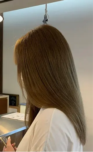 ロング カラー ひろせ ちかなのヘアスタイル