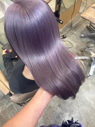 セミロング カラー ハイトーン/ラベンダ ー/ユイナ🪄のヘアスタイル