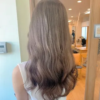 ロング カラー NUMBER_ ユイナのヘアスタイル