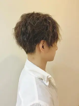ミディアム パーマ メンズ ruearle所属・たつや ・のヘアスタイル