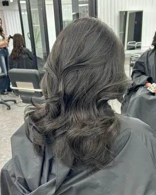 ミディアム カラー LANDS所属・nanaka 🤍韓国ワンホンヘアのヘアスタイル