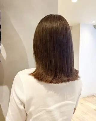 ミディアム カラー 切りっぱなしボブ 艶カラー🌷江梨🍎のヘアスタイル