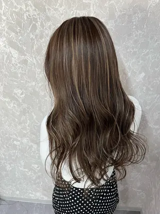 ロング カラー 池田 真衣のヘアスタイル