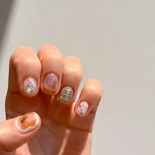ネイル nail salon　Natural Cure所属・平井 彩香のネイルデザイン