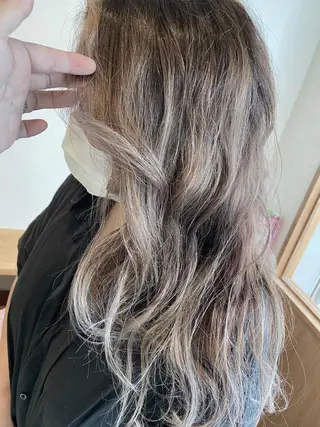 ロング chill out 塚口本町店のヘアスタイル