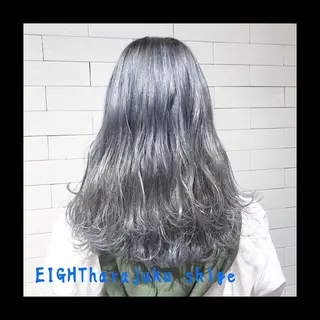 ミディアム カラー 及川シゲル 髪質改善講師のヘアスタイル