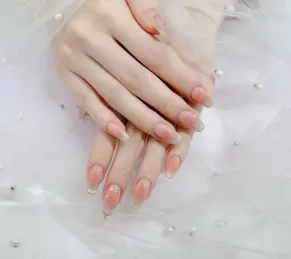 ネイル Ranon所属・ᴿᴬᴺᴼᴺ 🤍 𝐴𝑌𝐴𝐾𝐴のネイルデザイン