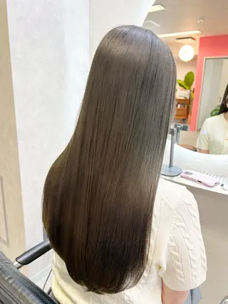 ロング Hz所属・Hz/髙橋 奏子のヘアスタイル