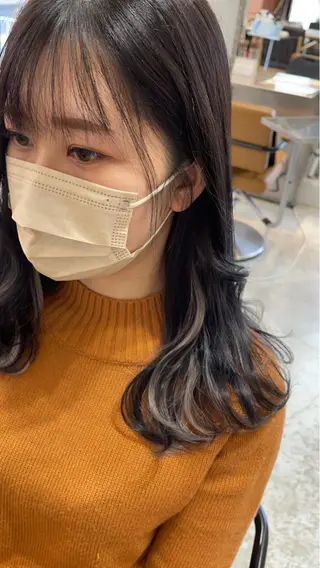 セミロング カラー nameless miichiのヘアスタイル