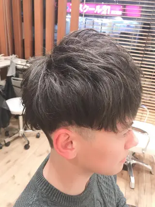 ショート アザマ　ヤスカツ _rosso 川口のヘアスタイル