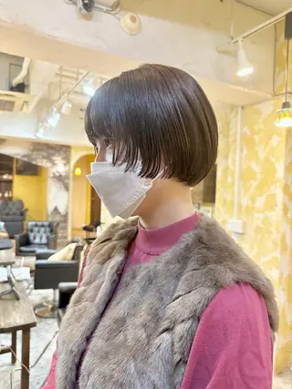 ショート カラー 髪質改善/縮毛矯正/ 艶カラー/内山翔太のヘアスタイル