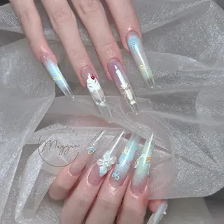 ネイル Maggie Nail🦩のネイルデザイン