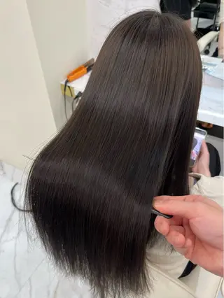 ロング 髪質改善縮毛矯正🫧 村上蒼生のヘアスタイル