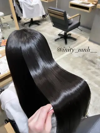 ロング 椋 愛穂のヘアスタイル