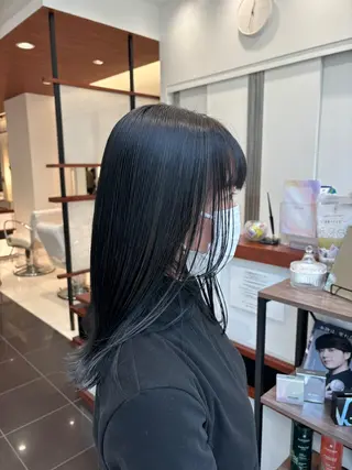 カラー 🦋チバ ミユカ🦋のヘアスタイル