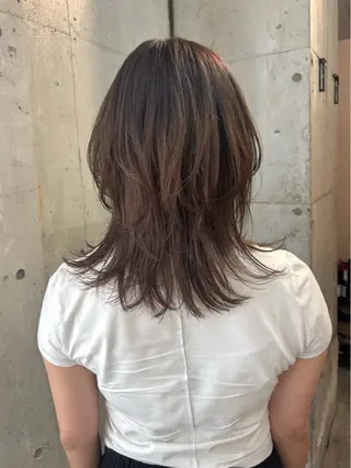 ミディアム lani hair salon所属・SHOTO ハイトー ン/デザインカラーのヘアスタイル