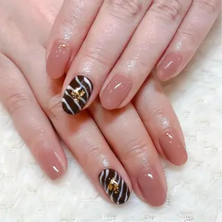 ネイル f'bloom L’ecrinのネイルデザイン