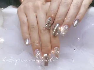 ネイル モナ& ミユのネイルデザイン