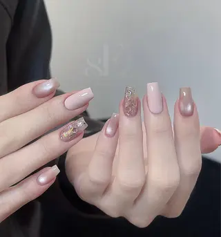 ネイル Dola Nail ユキンイのネイルデザイン