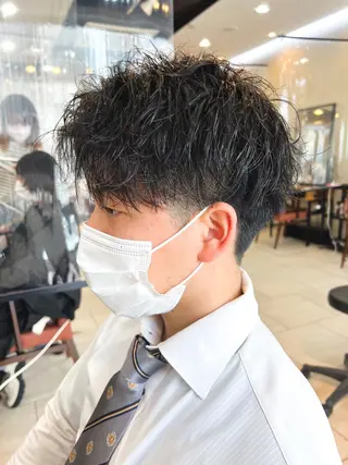 ショート パーマ メンズ メンズカット曲がる 縮毛矯正佐々木タクマのヘアスタイル