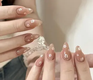 ネイル エ リのネイルデザイン