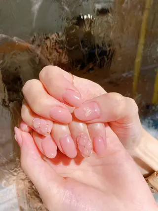 ネイル Nest 平出のネイルデザイン