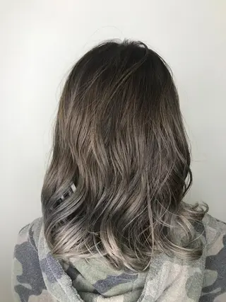 ミディアム カラー どんな髪の悩みも解決 します✨田嶋俊一✨のヘアスタイル