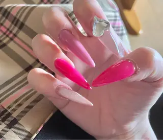 ネイル hohomi .のネイルデザイン