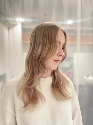 ロング カラー GaKu/ハイトーン /ブリーチ/ブロンドのヘアスタイル