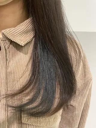 ロング カラー KANGOLSALON 富山セントラル所属・松井 亜美のヘアスタイル