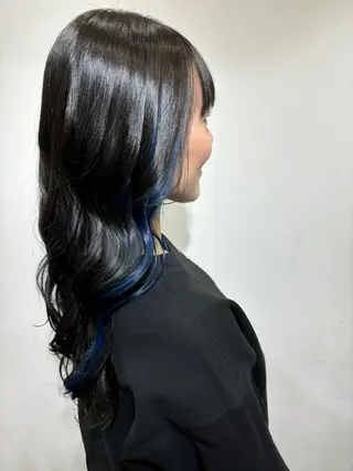 ロング カラー 志村 七海のヘアスタイル