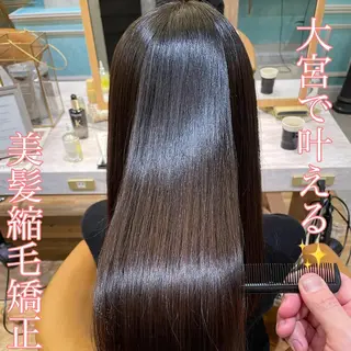 セミロング 山本翔一郎 韓国顔周りレイヤーのヘアスタイル