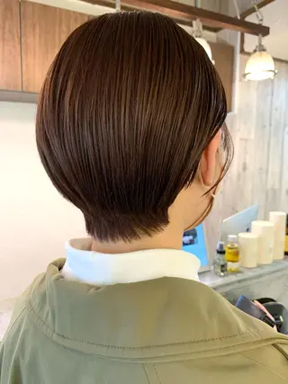 ショート カラー conne&riri所属・MAYU 💚森下のヘアスタイル