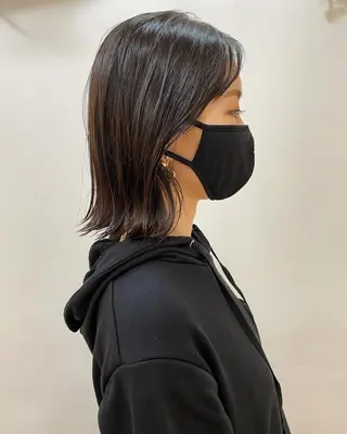 ミディアム カラー あずまぐち めぐみのヘアスタイル