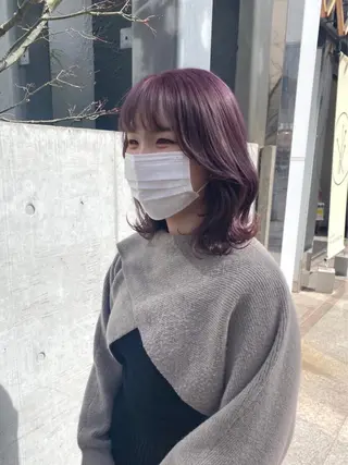 ミディアム カラー ヘアアレンジ 山下 とよかのヘアスタイル