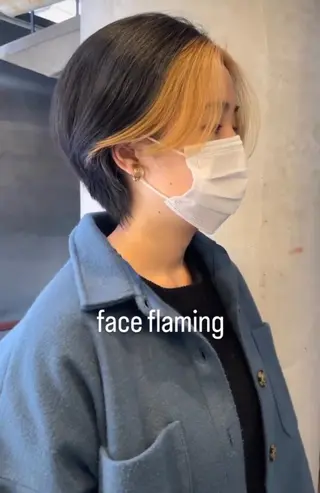 ショート カラー ケアブリーチ/ エクステ/レイヤーのヘアスタイル