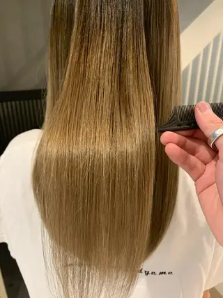 ロング 🎨カラー満足度 500%💫ヅル💫のヘアスタイル