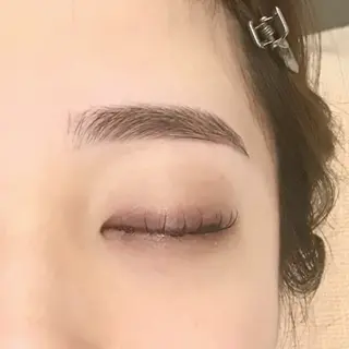 アイブロウ iny share salon 原宿所属・アイブロウ/まつパ/ 徒歩1分🤍mikiの眉毛・アイブロウイメージ