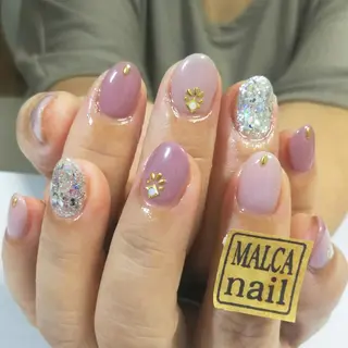 キッズ カラー パーマ ヘアアレンジ ネイル ロング マツエク・マツパ MALCAnail(マルカネイル)所属・荒木 莉奈のネイルデザイン