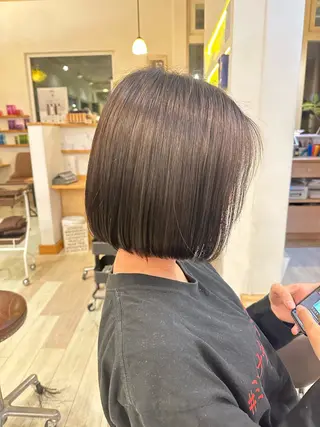 ミディアム Lita third所属・高橋 映梨奈のヘアスタイル