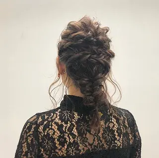 ヘアアレンジ i.＋sapporo所属・🩶韓国ヘア🩶 くびれ❤︎顔まわりのヘアスタイル