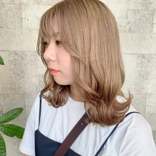 セミロング 🫧レイナ 🫧 透明感カラー🫧のヘアスタイル
