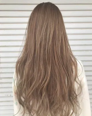 ロング カラー レイヤーカット匠 イソザキノリユキのヘアスタイル