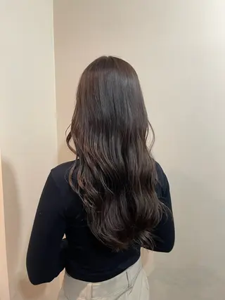 ロング カラー 艶髪/シルク/縮毛 テライケイショウのヘアスタイル